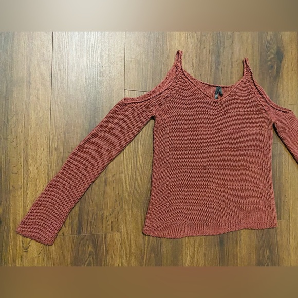 Tilly’s Razzle Dazzle Mauve Knit Sweater XS - Picture 3 of 9